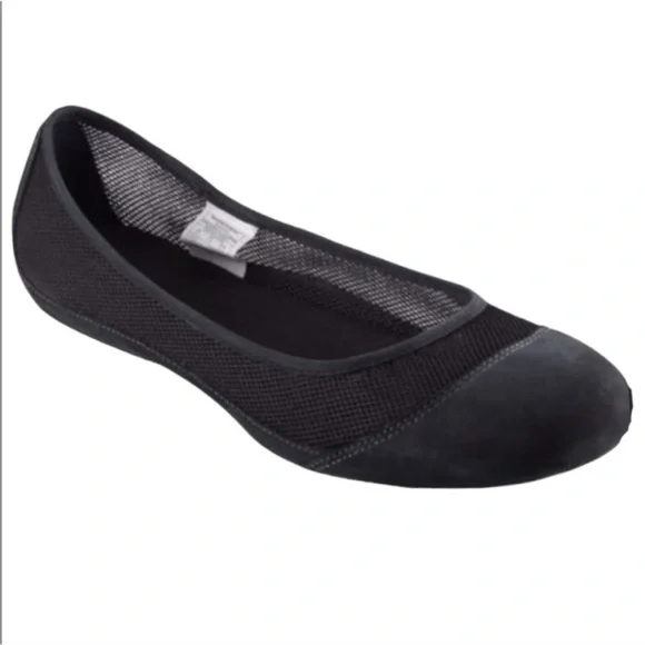 Patagonia Maha Breathe Mesh Leather Black Women's Flats - Picture 1 of 13
